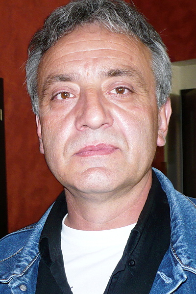 13. 13-44 MILAN